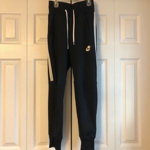 Nike joggers